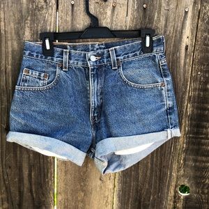Levi jean short